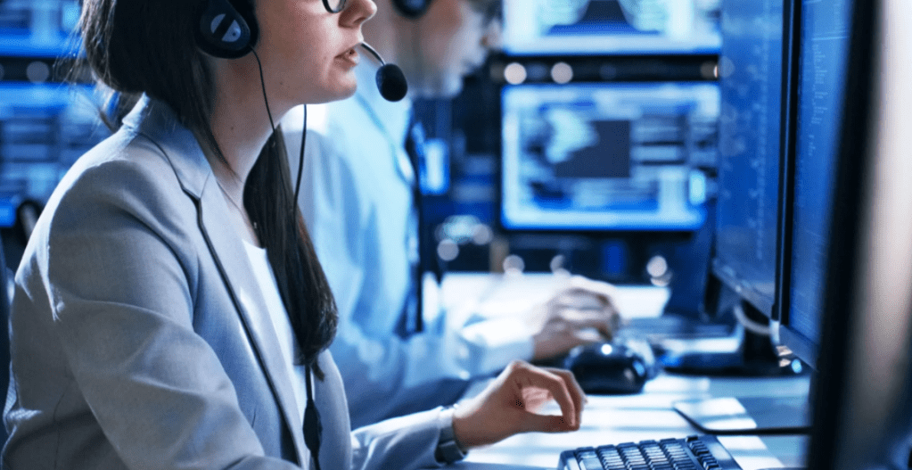 These 911 Emergency Dispatchers Are Ready to Defund the&nbsp;Police